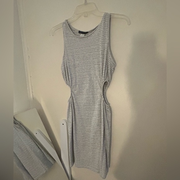 Caution to the Wind summer casual dress with side cutouts - Picture 1 of 4